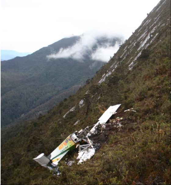File:Mimika Air 2009 crash.jpg