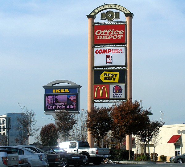 File:Ravenswood 101 signs.jpg