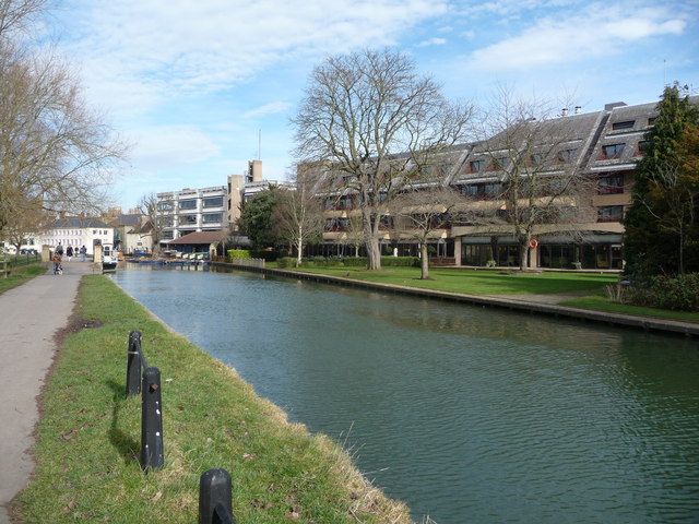 File:Cambridge Doubletree Hilton hotel - geograph.org.uk - 1184530.jpg