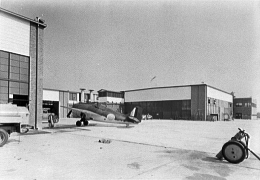 File:Martlet at Grumman 1940.jpg
