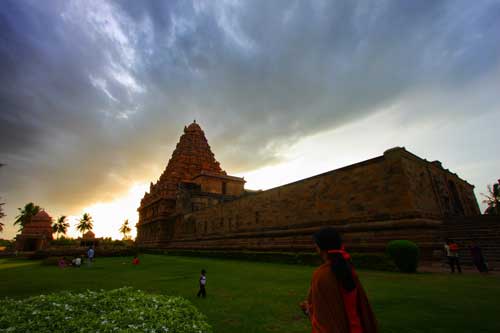 File:Gangai Konda Cholapuram Temple.jpg