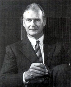File:ThomasOEnders.jpg