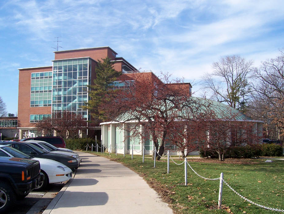 File:MSU Erickson Hall Kiva.jpg