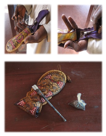 File:Tobacco pouch. Pipe. Sahel. Africa.jpg