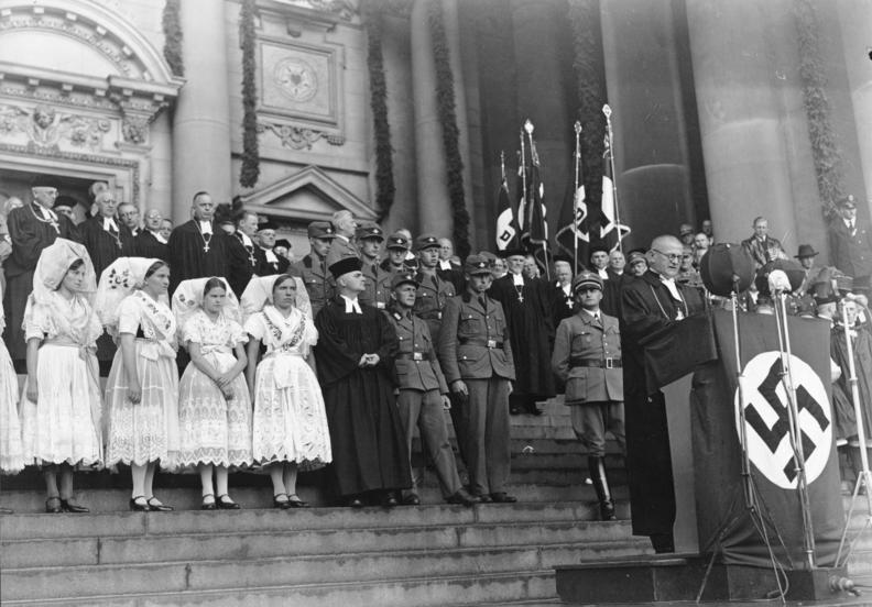 File:Bundesarchiv Bild 102-16219, Berlin, Dom, Einführung des Reichsbischofs.jpg
