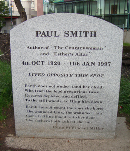 File:Paul-smith-memorial.jpg
