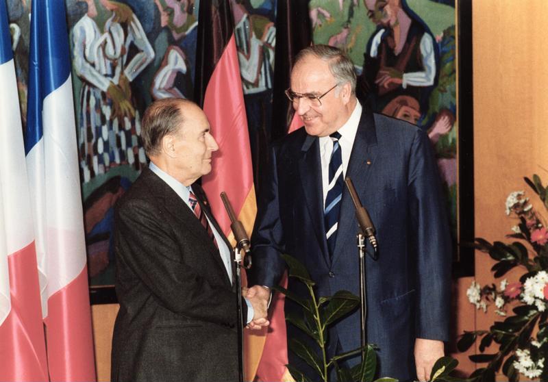 File:Bundesarchiv B 145 Bild-F076604-0021, Frankreich, Staatsbesuch Bundeskanzler Kohl.jpg