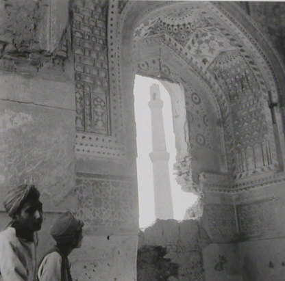File:CH-NB - Afghanistan, Herat- Musalla-Komplex2 - Annemarie Schwarzenbach - SLA-Schwarzenbach-A-5-19-162 (cropped).jpg