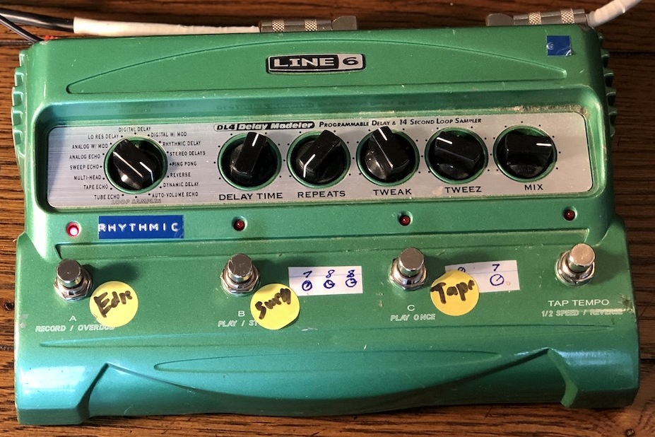 File:Line 6 DL4 Delay Modeler Guitar Pedal.jpg