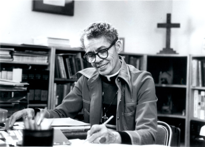 File:UNCPauliMurray.png