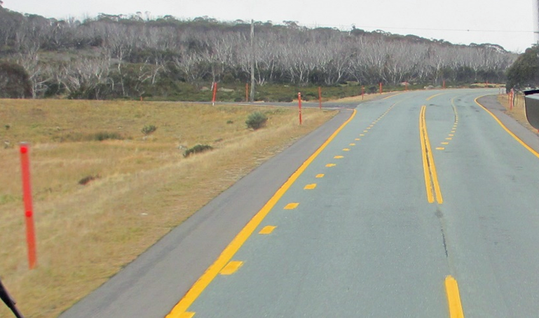File:Yellow Lines used to contrast snow.png