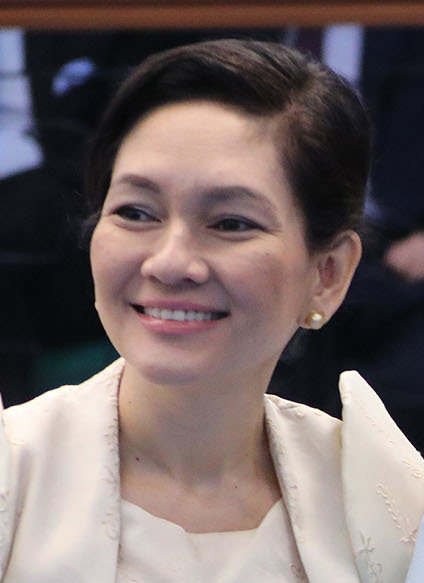 File:Lady Senators 3rd Regular Session Hontiveros (cropped).jpg