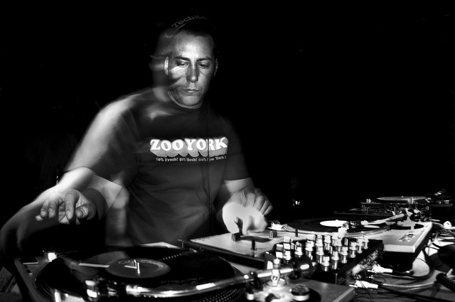 File:Danny Breaks 2005.jpg