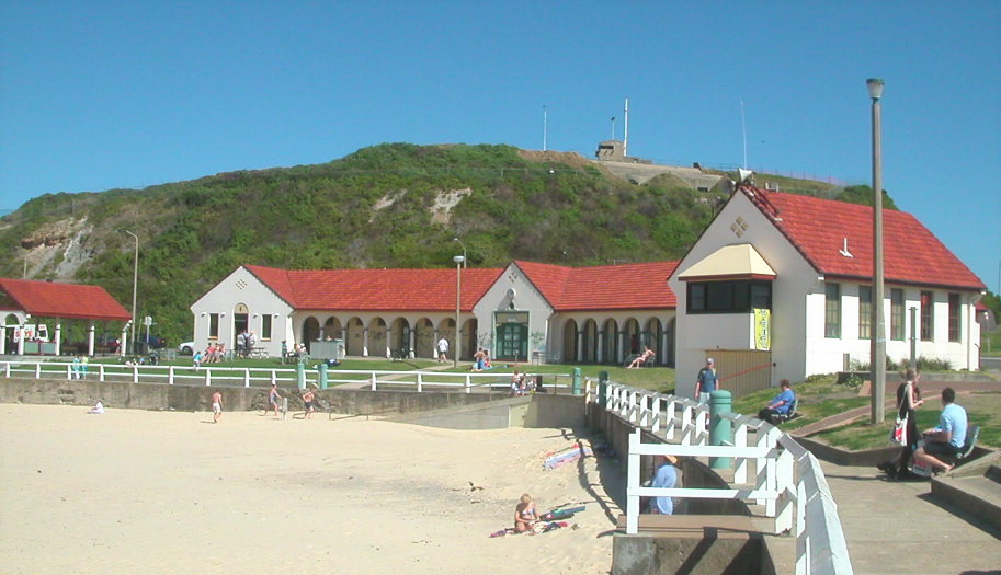 File:Fort Scratchley from below 2002.jpg