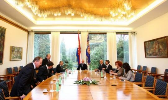 File:Predsjednicki Dvori - Conference room.JPG