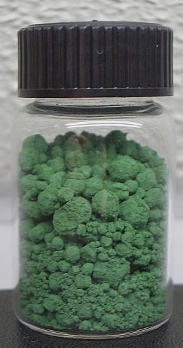 File:Chromium oxide cropped.jpg