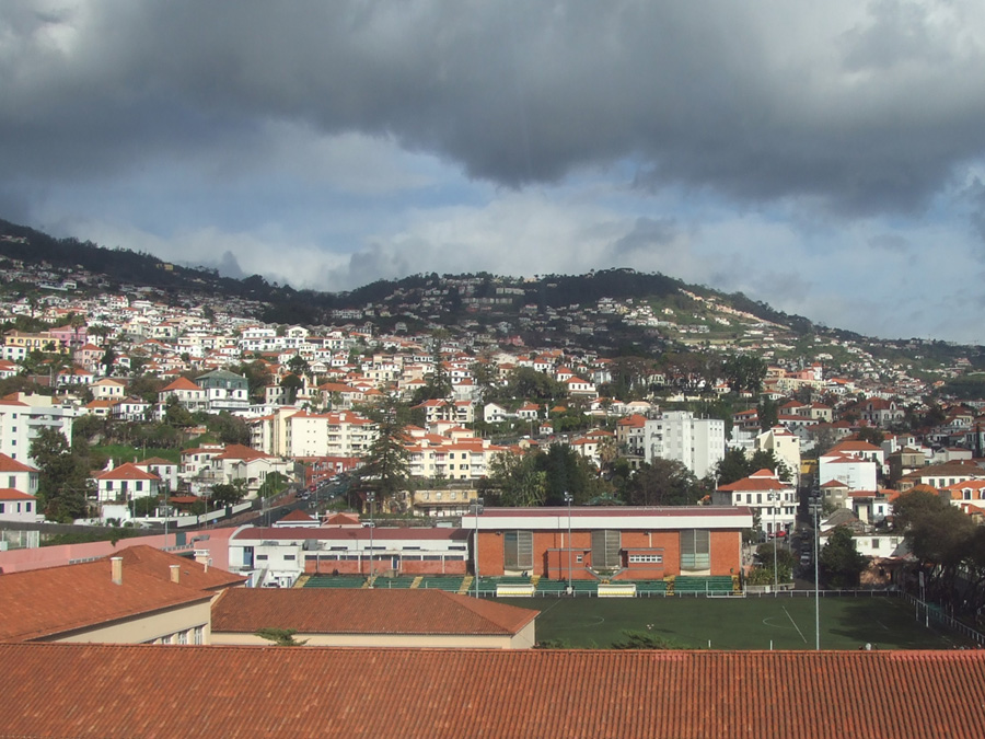 File:Madeira-Funchal's East, view from the Liceu.jpg