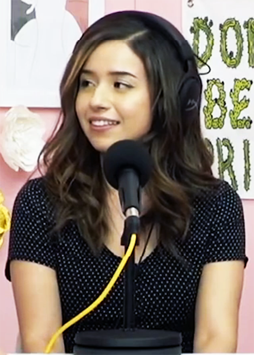 File:Pokimane 2019.png