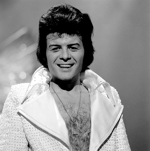 File:Gary Glitter - TopPop 1974 5.png