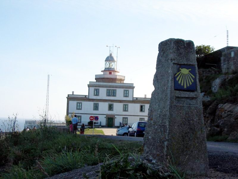 File:Fisterra Faro.jpg