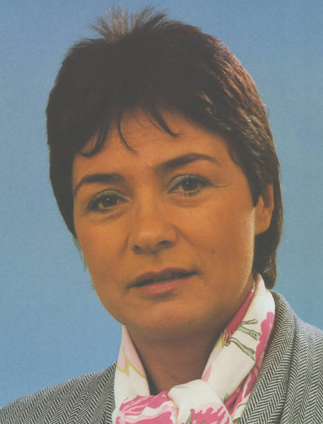 File:KAS-Rönsch, Hannelore-Bild-14786-1 (cropped).jpg