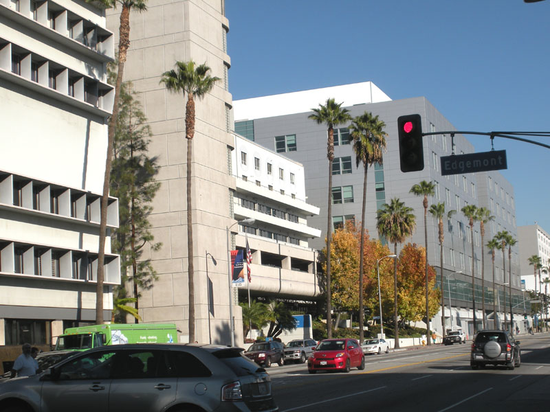 File:Kaiser Sunset Hospital.jpg