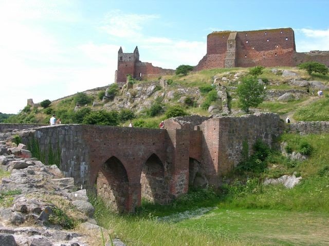 File:Hammershus castle.jpg