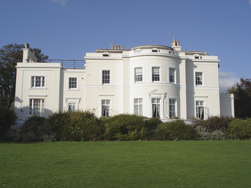 File:Beach House rear.jpg