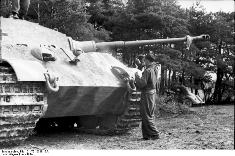 File:Bundesarchiv Bild 101I-721-0398-17A, Frankreich, Panzer VI (Tiger II, Königstiger).jpg