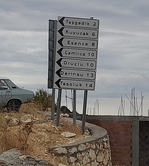 File:Taşgedik ve diğer köyler.jpg