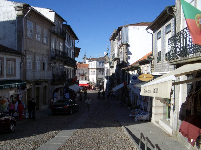 File:Valença - Rua C Lopes da Silva.jpg