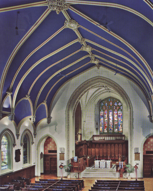 File:Brown Memorial Church Nave.jpg