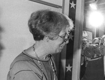 File:Bundesarchiv Bild 183-1985-0310-140, Leipzig, Frühjahrsmesse, Honecker, Ridgway (cropped).jpg