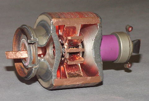File:Magnetron2.jpg