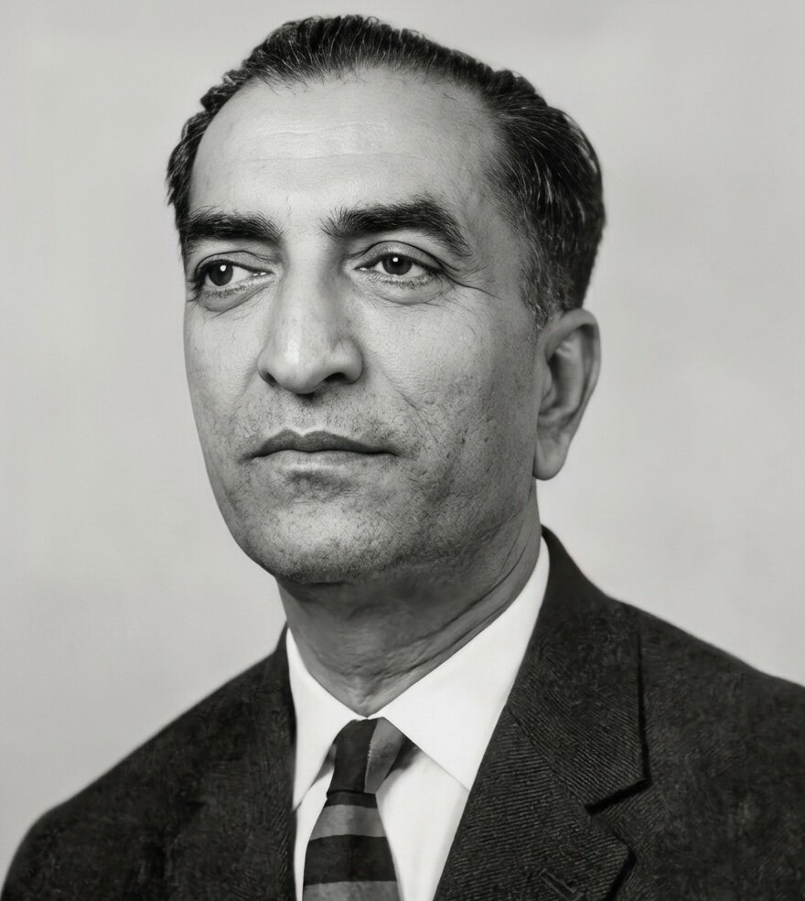 File:Minister Sultan Ahmed.jpg