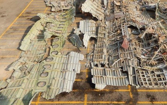 File:EI-ETJ Wreckage (3).jpg
