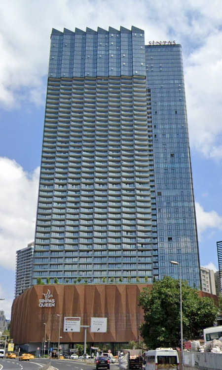File:Queen residence.png