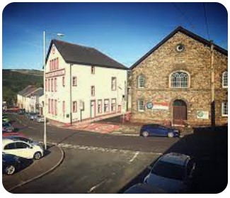 File:Trecynon.jpg