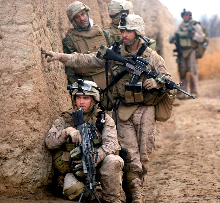 File:6th Marine Rgt. on patrol in Marja 2010-02-22 crop.jpg