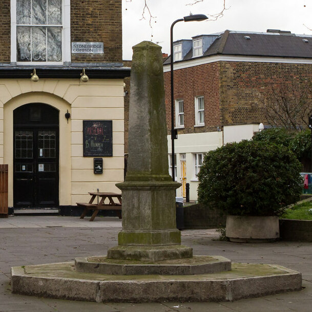 File:Stonebridge Common War Memorial.jpg