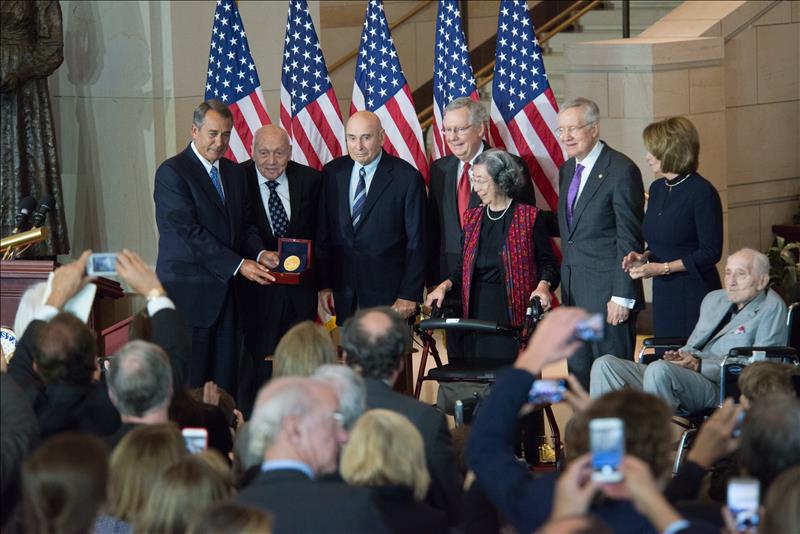 File:Monuments Men Honored - Heroes protected art work in WWII-(2015).jpg