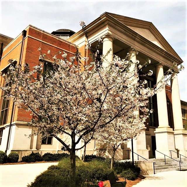 File:Richard B. Russell Jr. Special Collections Libraries Building UGA.jpg