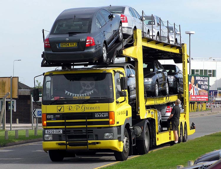 File:Truck.car.transporter.arp.750pix.jpg