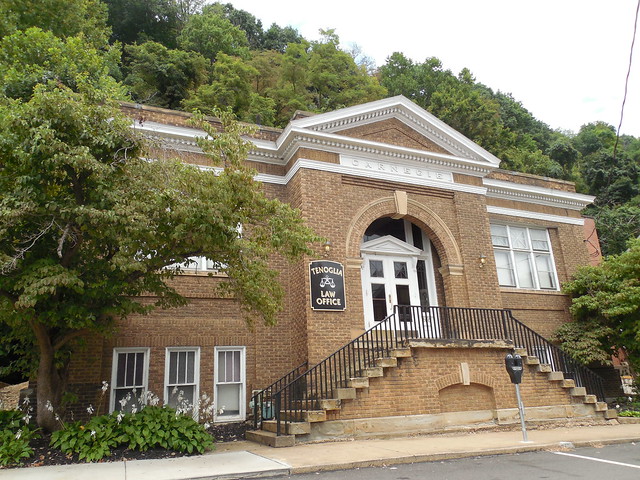 File:Pomeroy, Ohio Public Library.jpg