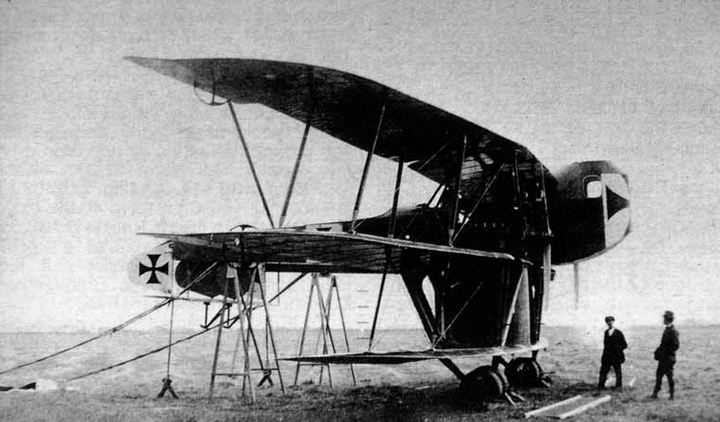 File:Lloyd 40.08 Luftkreuzer aircraft 2.jpg