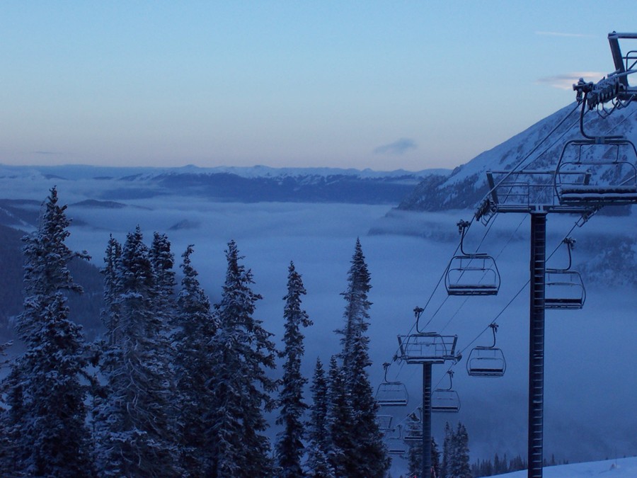File:Early morning, top of the American Flyer lift, Copper Mtn.jpg