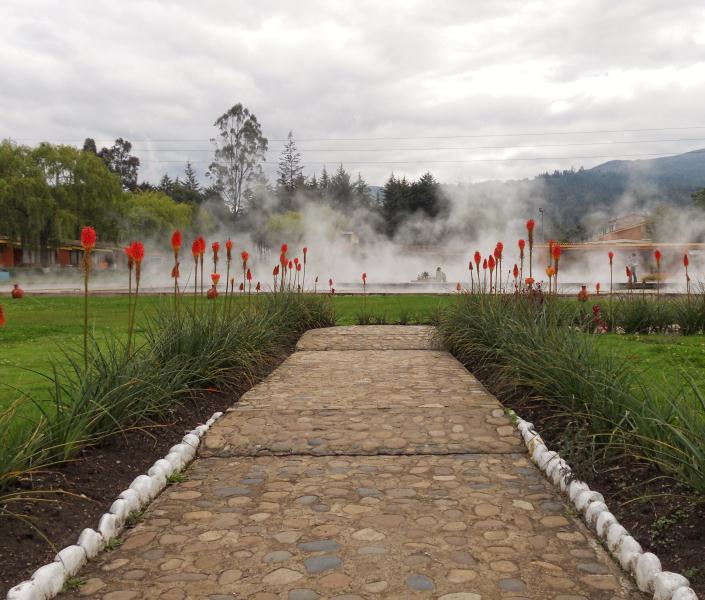 File:Los Baños del Inca 2012.JPG