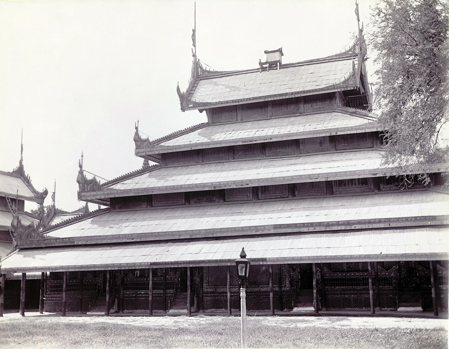 File:The Glass Palace, Mandalay.jpg