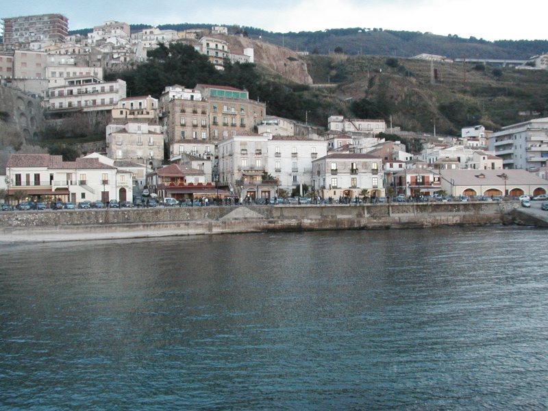 File:Pizzo-Vista dal mare.JPG