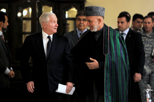 File:Gates with karzai.jpg